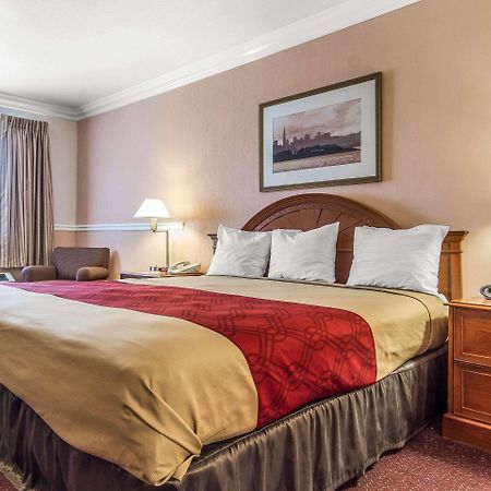 Econo Lodge Castro Valley I-580 Екстериор снимка